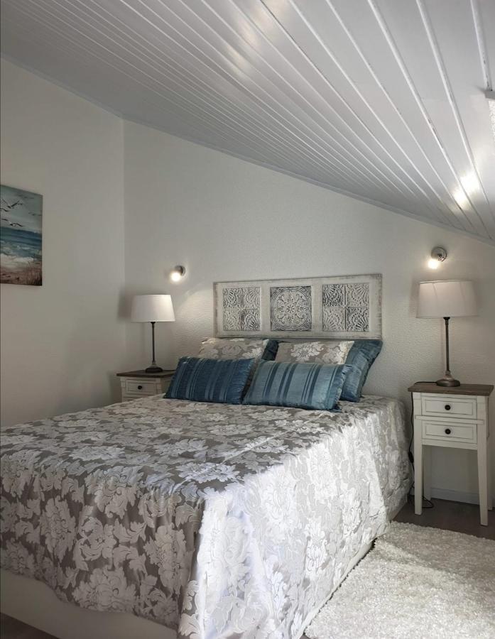 Апартаменты Blue House Sesimbra With Parking Экстерьер фото